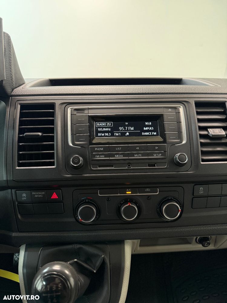 Volkswagen Transporter - 3