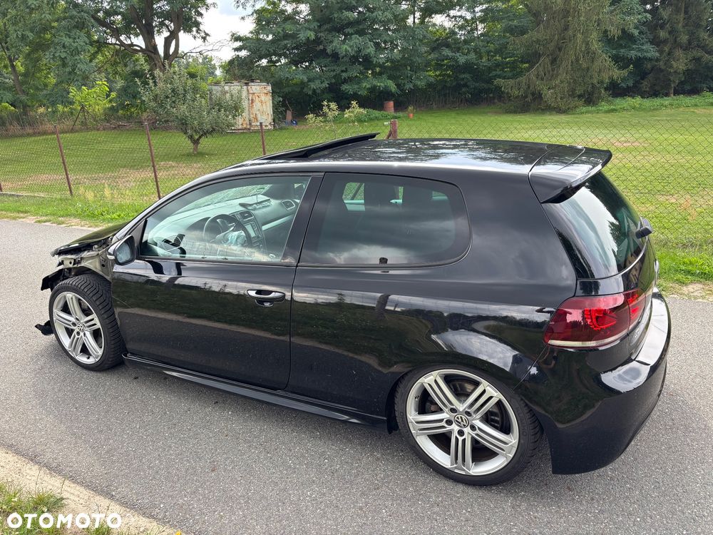 Volkswagen Golf 2.0 R - 13