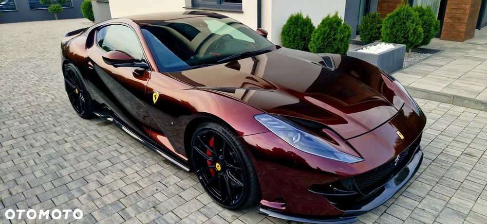 Ferrari 812 Superfast - 31