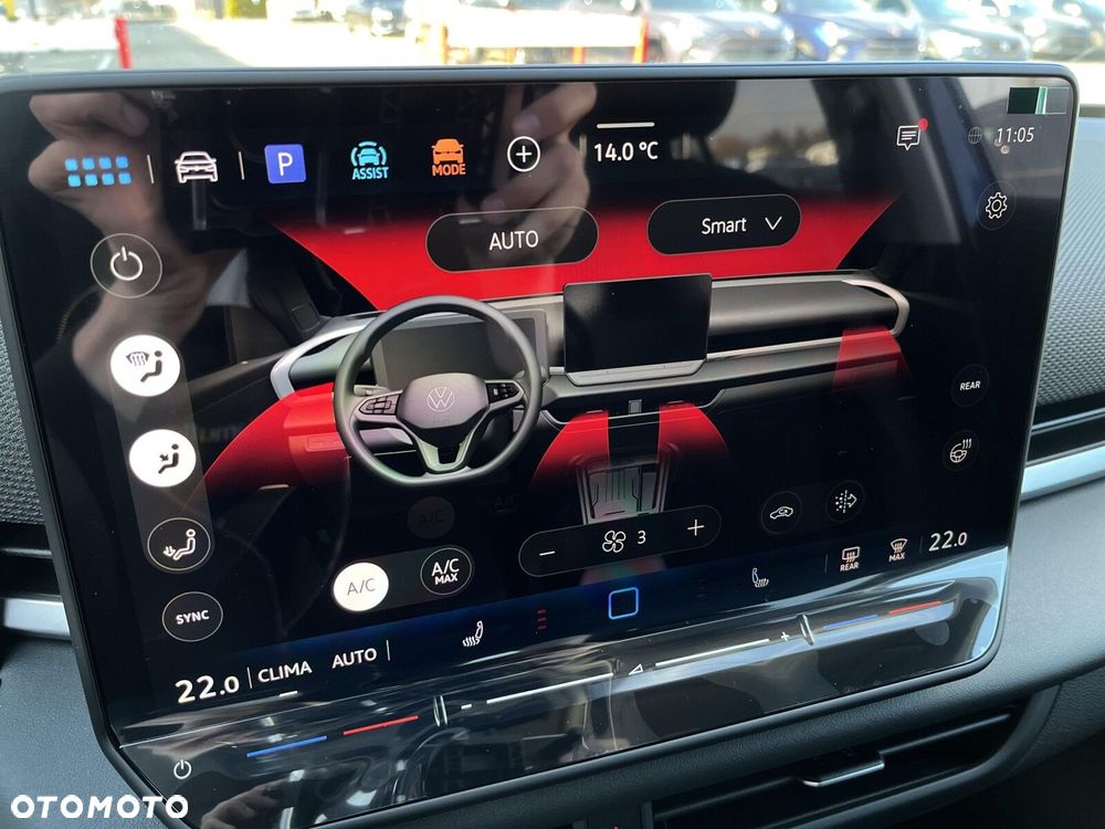 Volkswagen T-Roc - 36