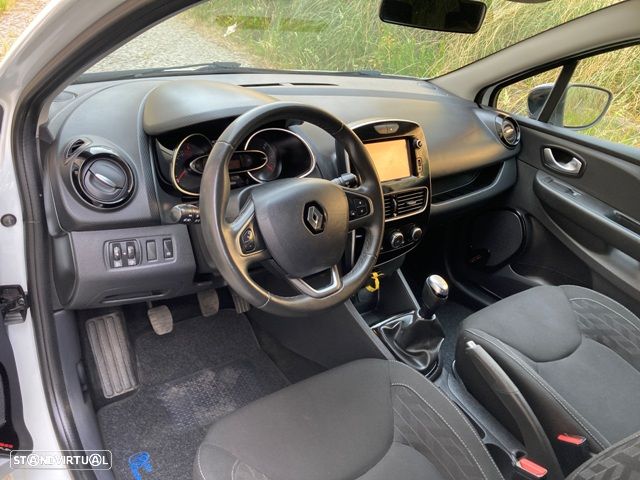Renault Clio Sport Tourer 1.5 dCi Limited - 12
