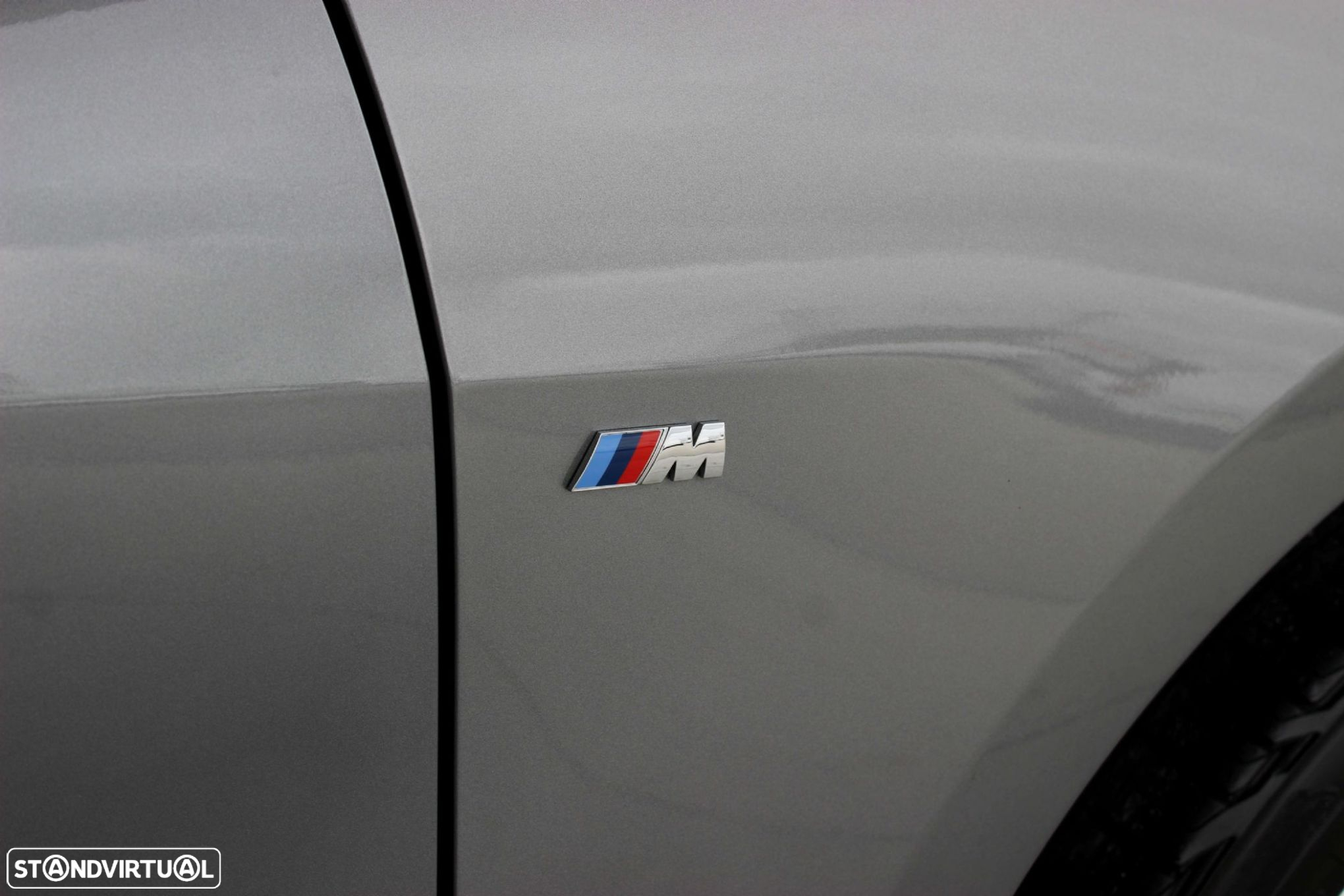 BMW 116 d Pack 50 anos M Auto - 11