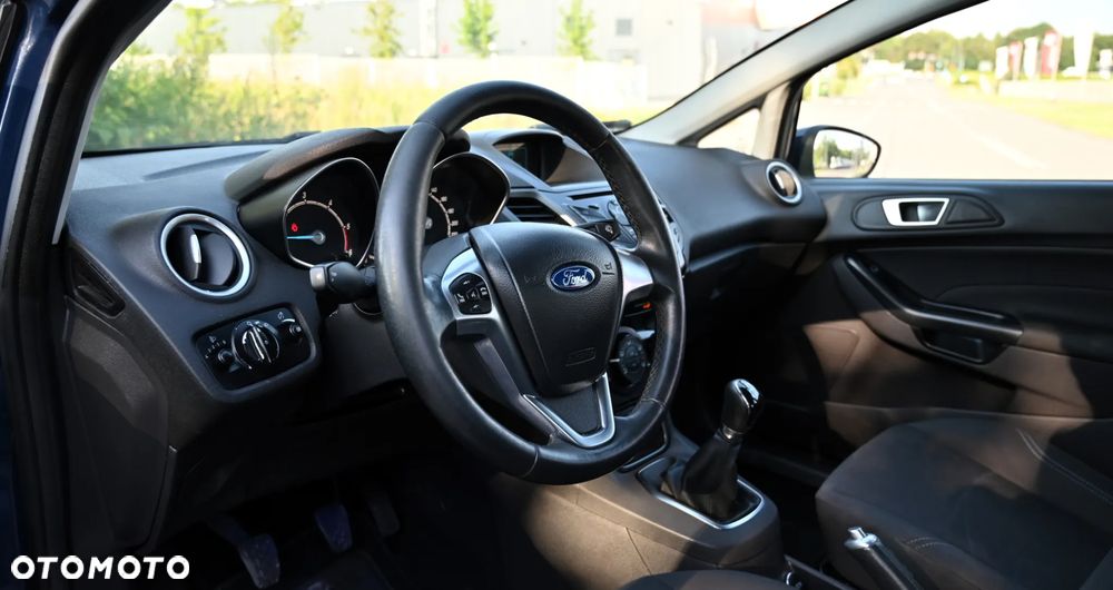 Ford Fiesta - 21
