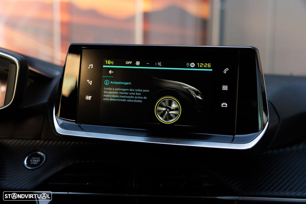 Peugeot e-208 Active Pack - 14