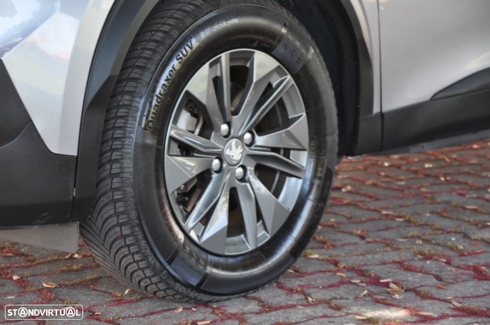 Peugeot e-2008 Style - 38