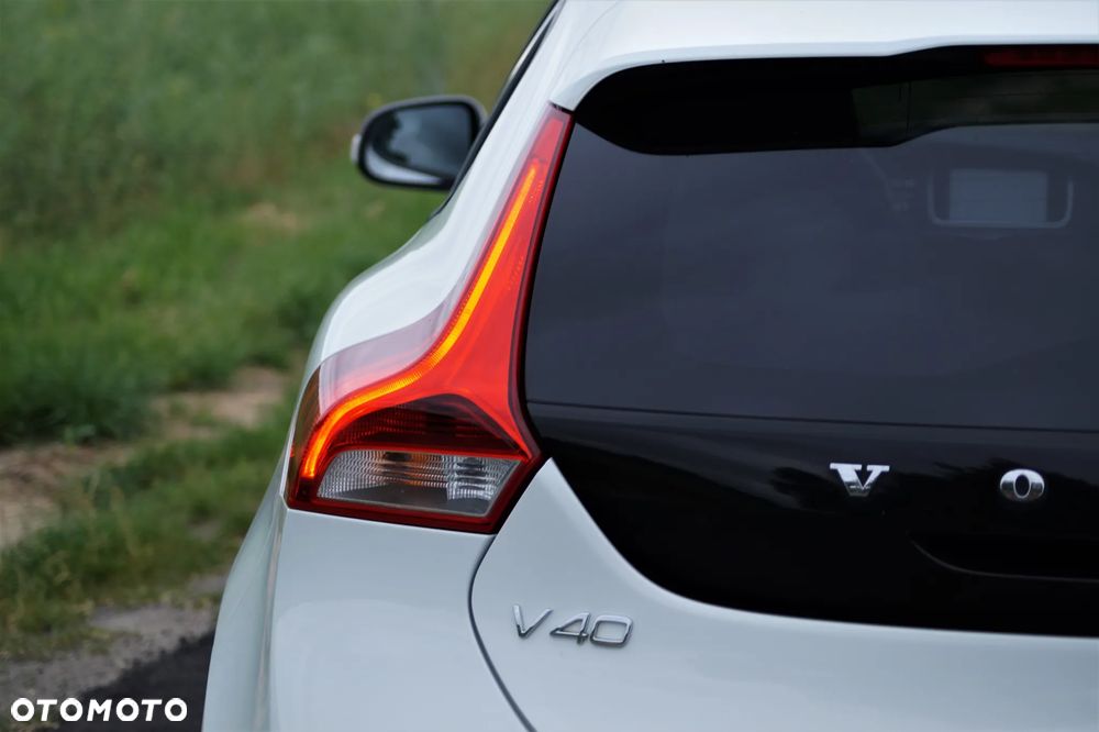 Volvo V40 - 14