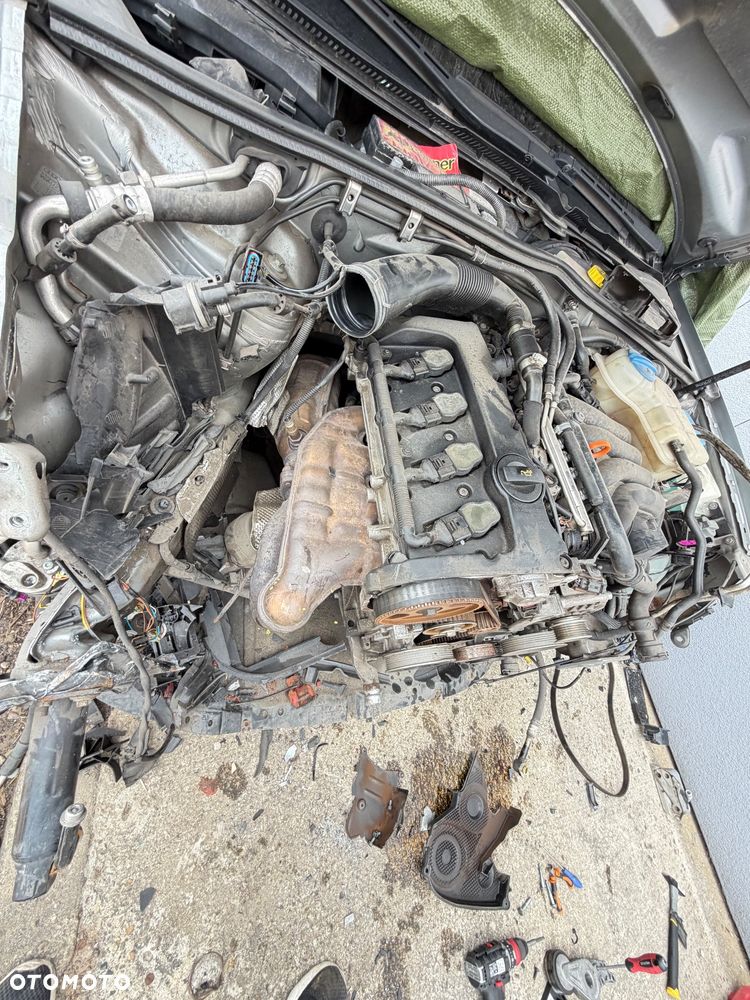 Audi A4 B7 2.0 B+Gaz 2005r cała lub na części - 16