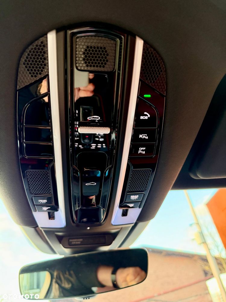 Porsche Cayenne E-Hybrid Platinum Edition - 28