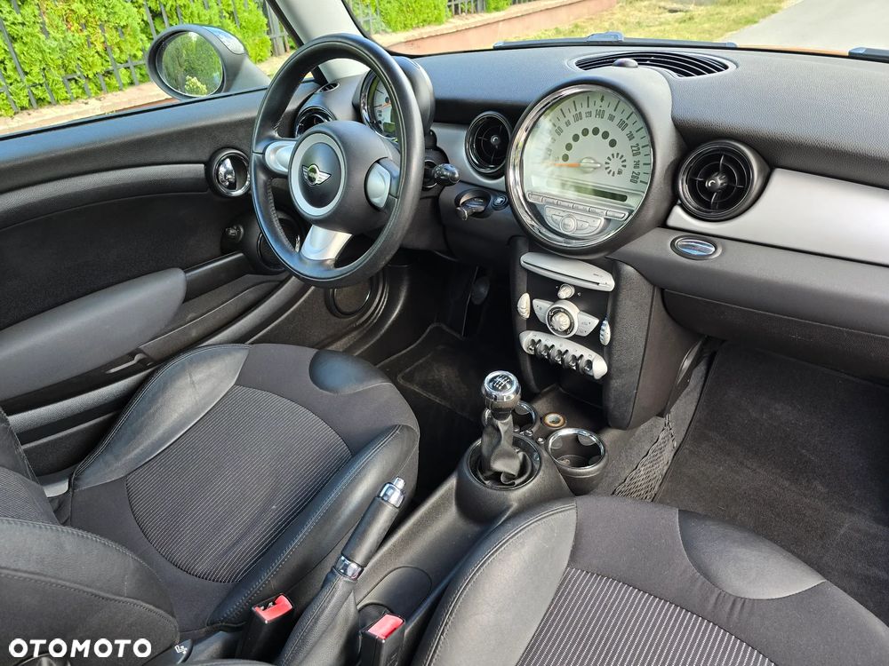 MINI Cooper D - 20