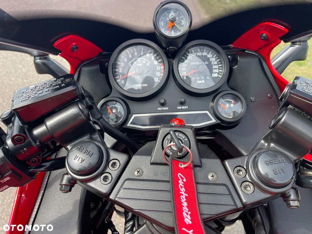 Kawasaki GPZ - 31