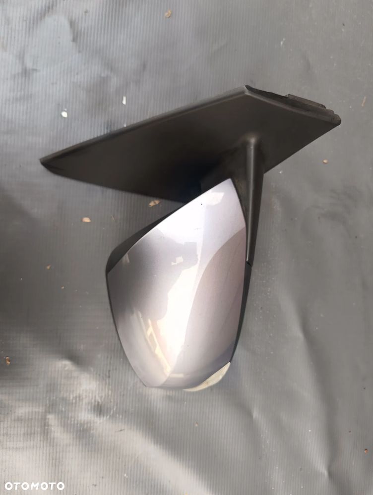 Lusterko zewnętrzne prawy przód  8 pinów Renault fluence ternr - 1