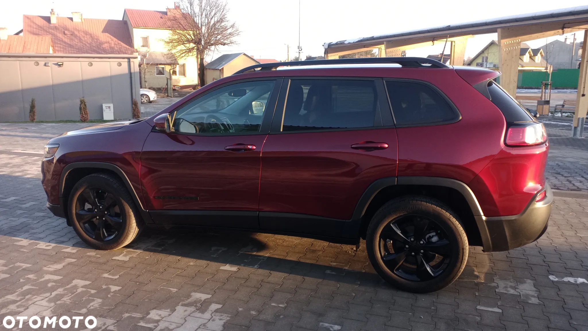 Jeep Cherokee - 12