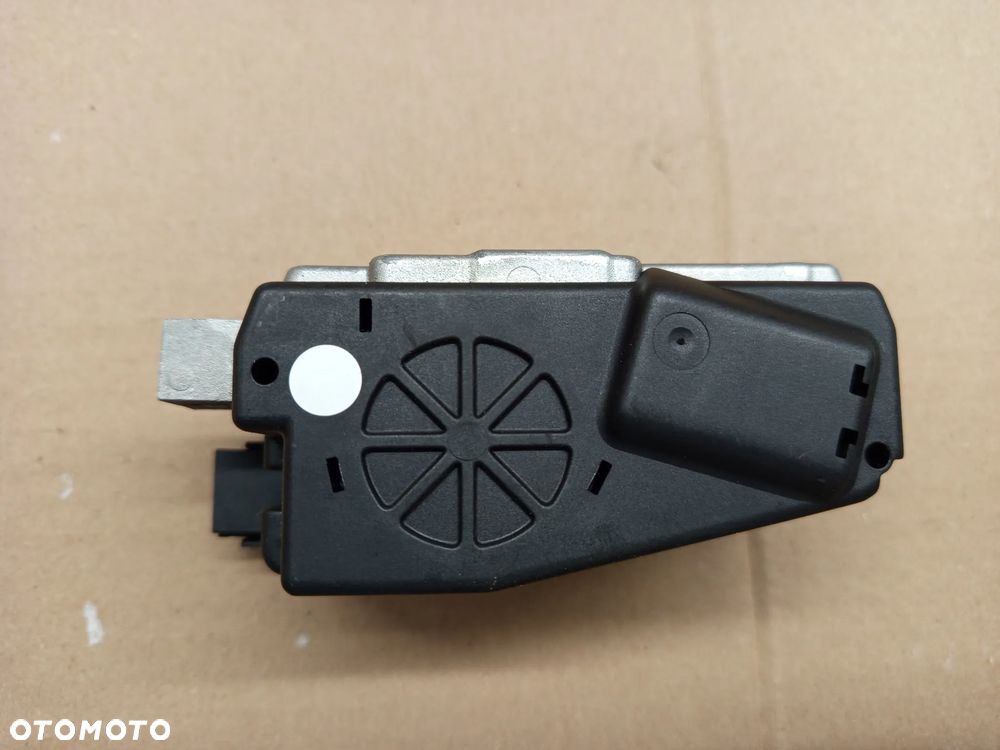 AUDI A4 B8 SEDAN 08-12 1.8 TFSI BLOKADA KOLUMNY KIEROWNICZEJ 8K0905852D - 2