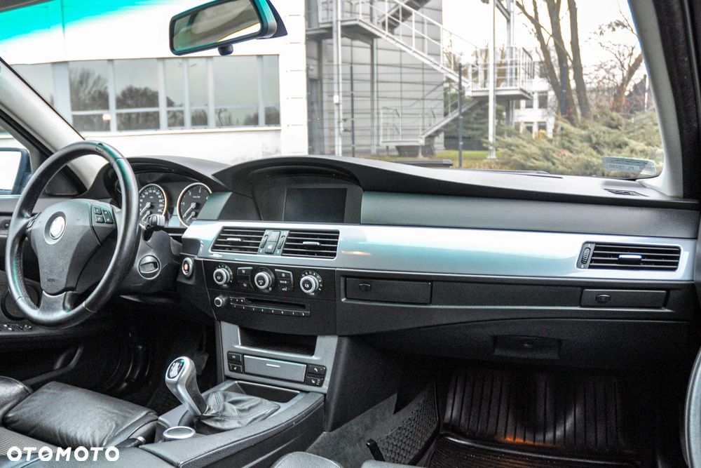 BMW Seria 5 - 10