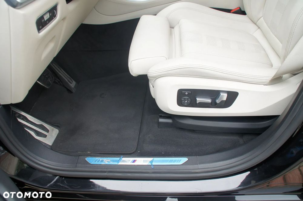 BMW X5 - 22