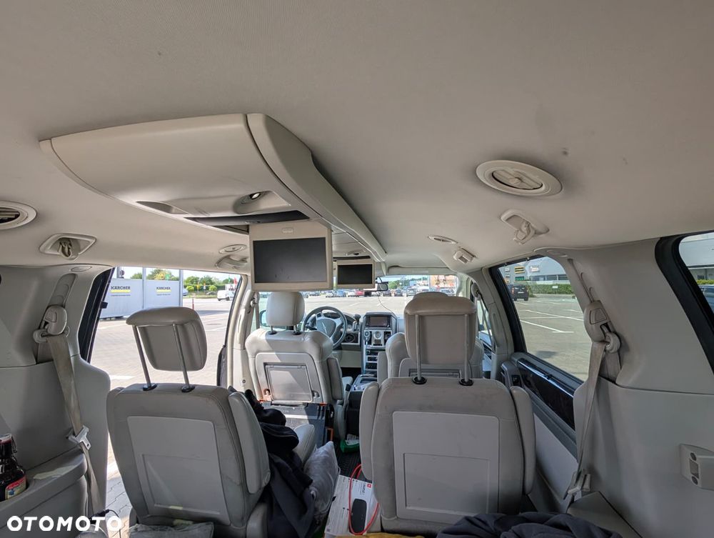 Chrysler Grand Voyager 2.8 CRD Touring - 9