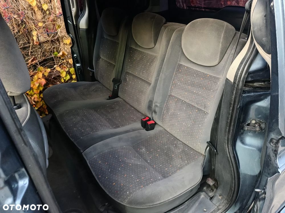 Peugeot Partner 1.6 HDI Oxygene - 11