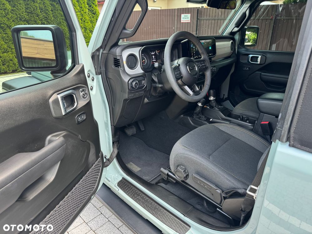 Jeep Wrangler 2.0 T-GDI AWD Automatik Sport - 24