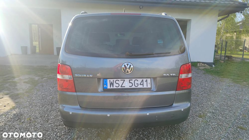 Volkswagen Touran 2.0 TDI DPF Trendline - 6