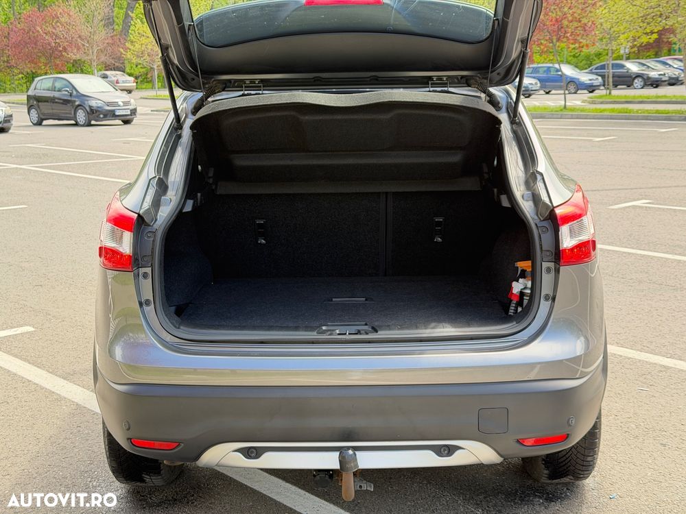 Nissan Qashqai 1.6 DCI N-Connecta - 28
