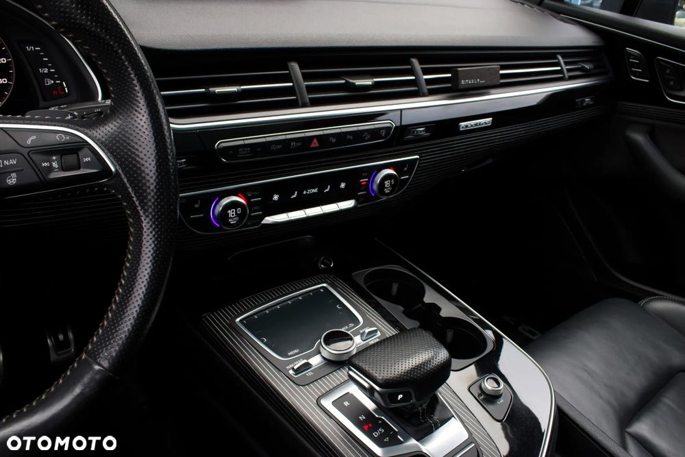 Audi Q7 3.0 TDI Quattro Tiptronic - 23