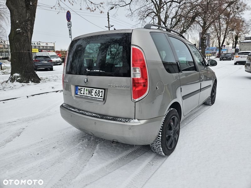Skoda Roomster - 17