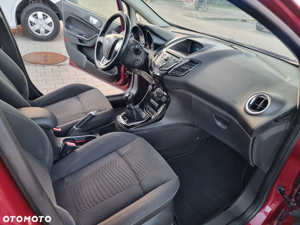 Ford Fiesta 1.0 EcoBoost STart-Stop Titanium - 30