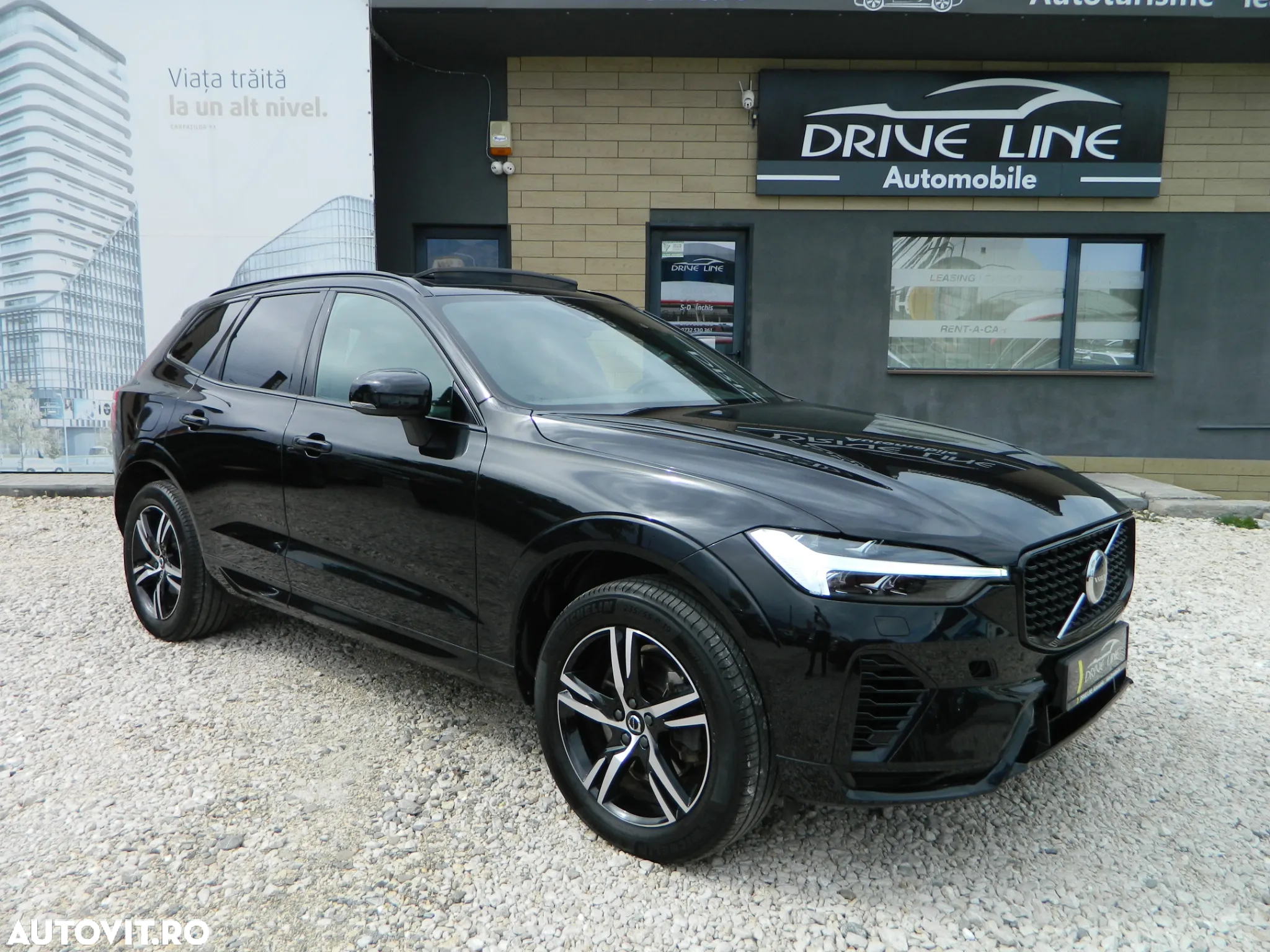 Volvo XC 60 Recharge T6 Twin Engine eAWD R-Design Expression - 3