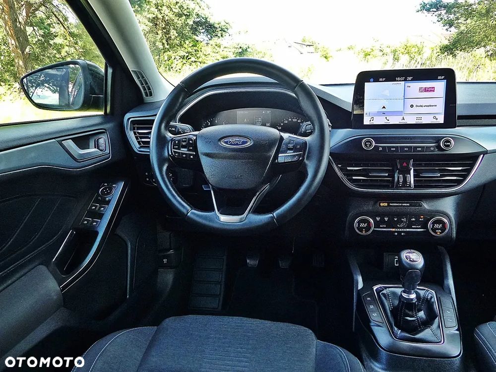 Ford Focus 1.0 EcoBoost Hybrid ACTIVE STYLE - 35