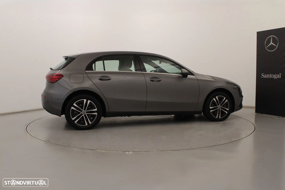 Mercedes-Benz A 250 e - 5