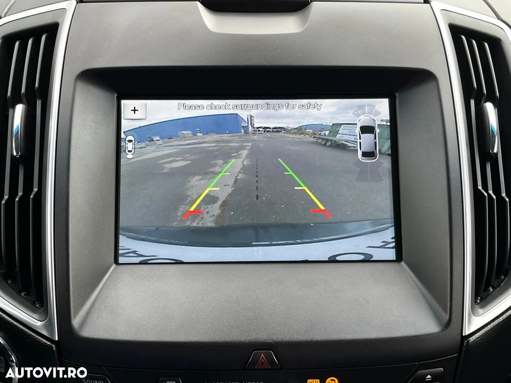 Ford Edge 2.0 TDCi Powershift Sport - 24