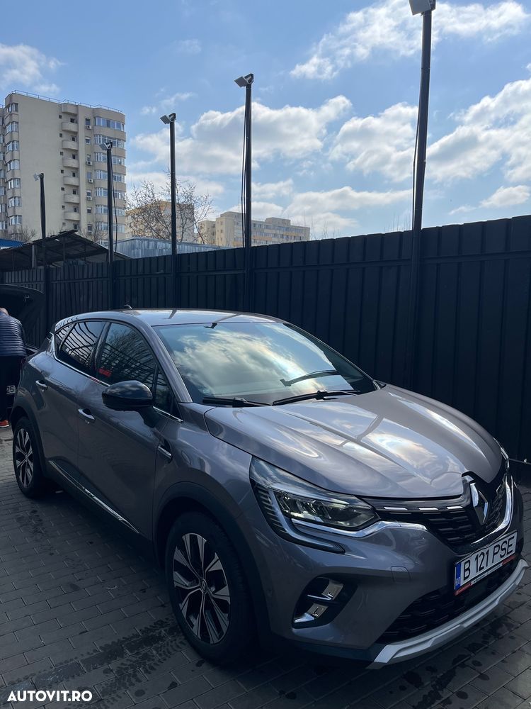 Renault Captur 140 EDC MHEV Techno - 2
