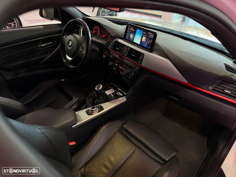 BMW 320 d xDrive Sport Line - 19