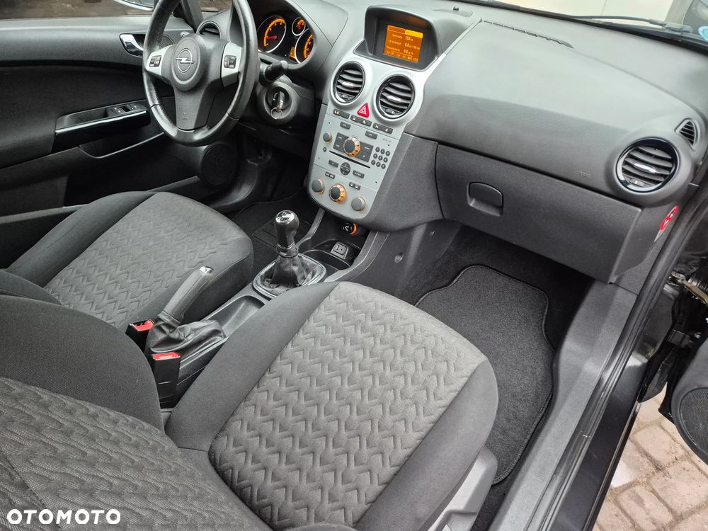 Opel Corsa 1.4 16V Active - 14