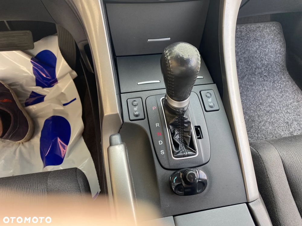 Honda Accord 2.0 Automatik Elegance 50 Jahre Edition - 32