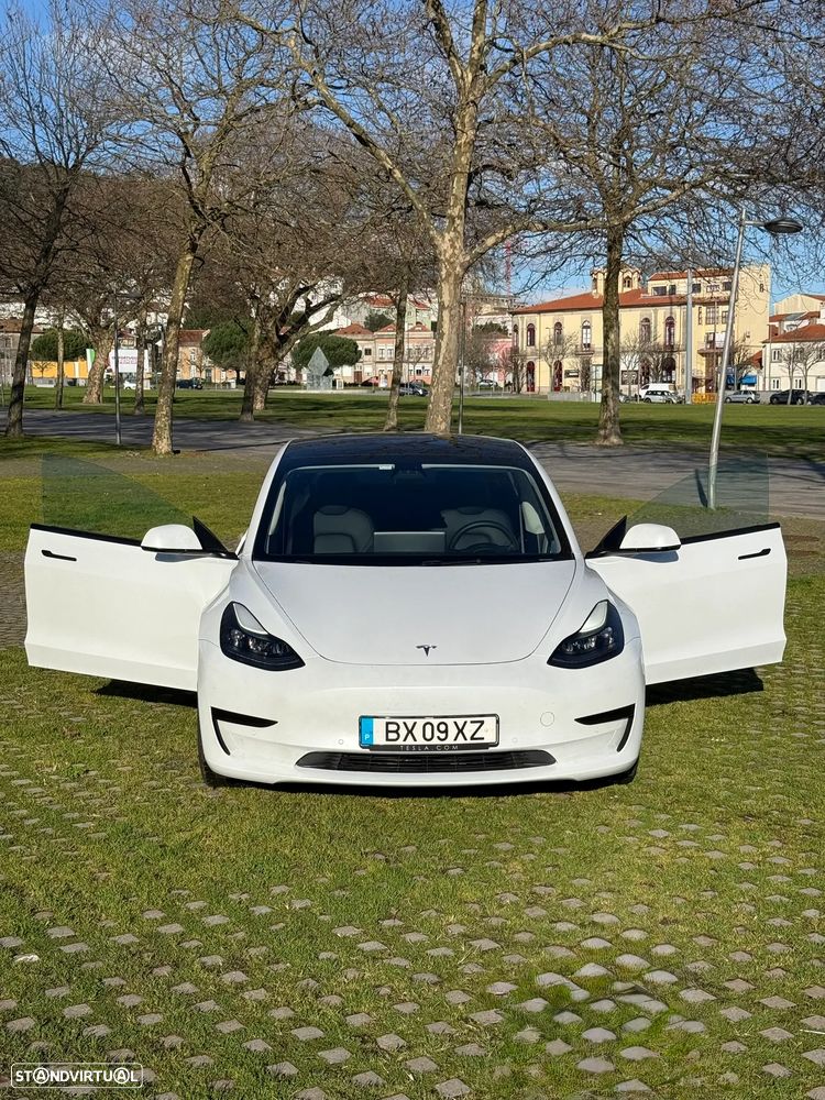 Tesla Model 3 Standard Range Plus RWD - 2