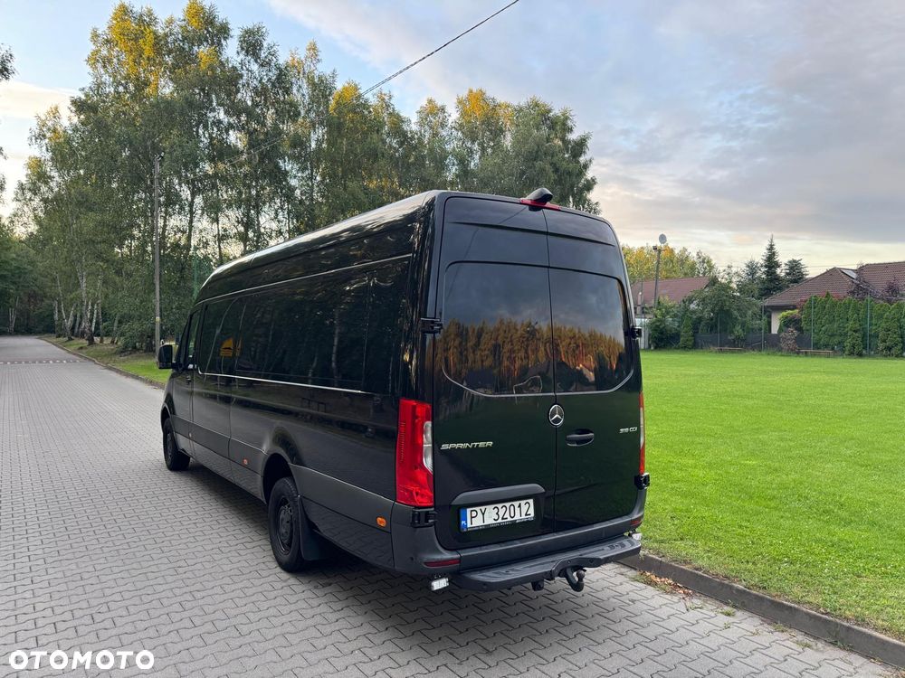 Mercedes-Benz Sprinter - 5