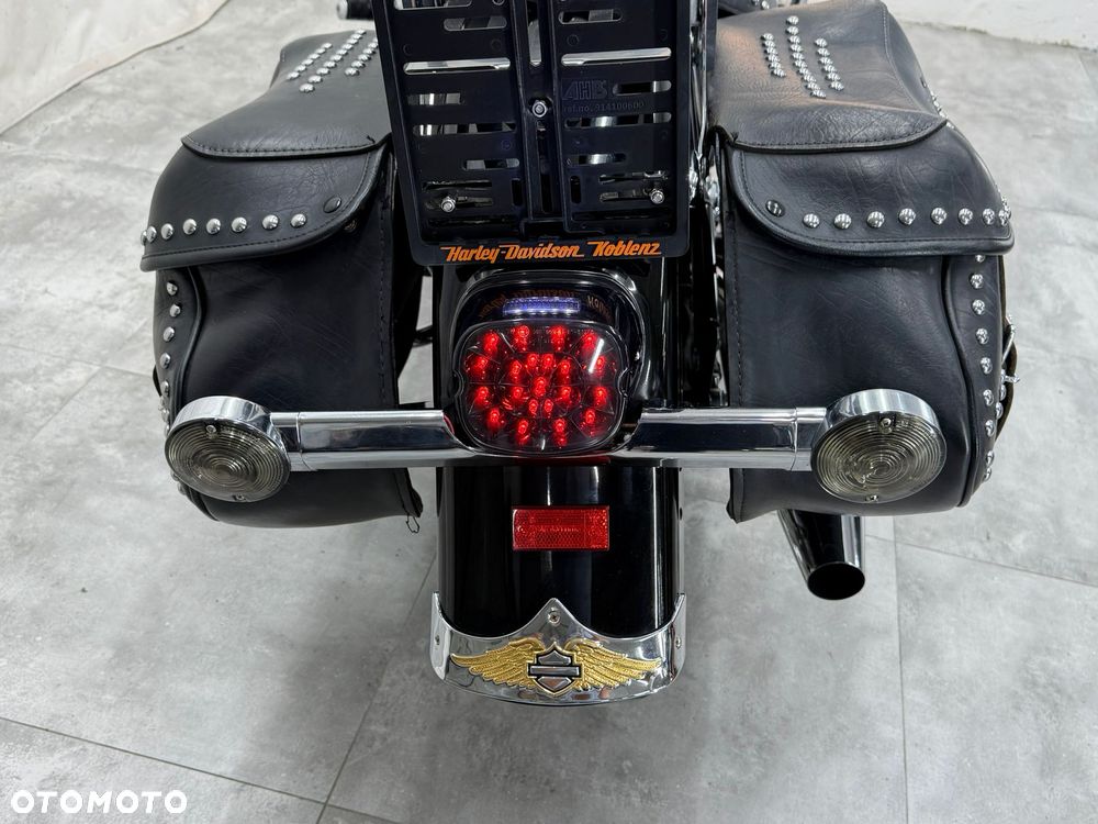 Harley-Davidson Softail Heritage Classic - 30