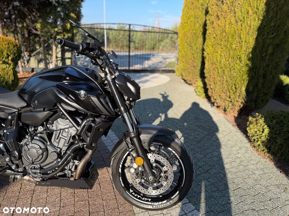 Yamaha MT - 7