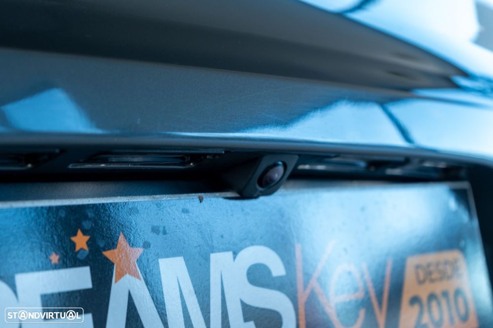 Porsche Panamera Standard - 25