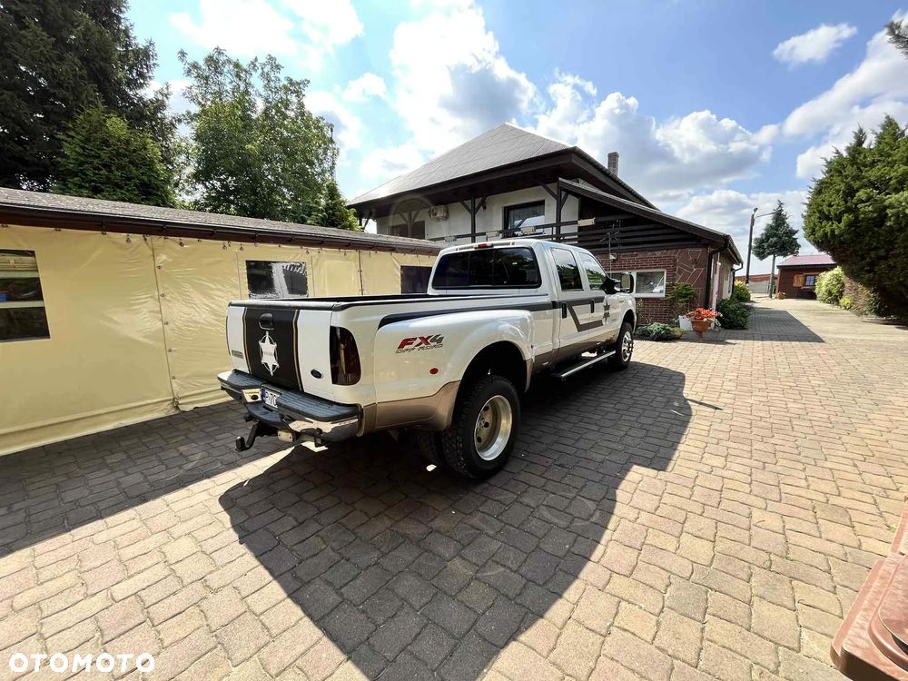 Ford F350 - 8