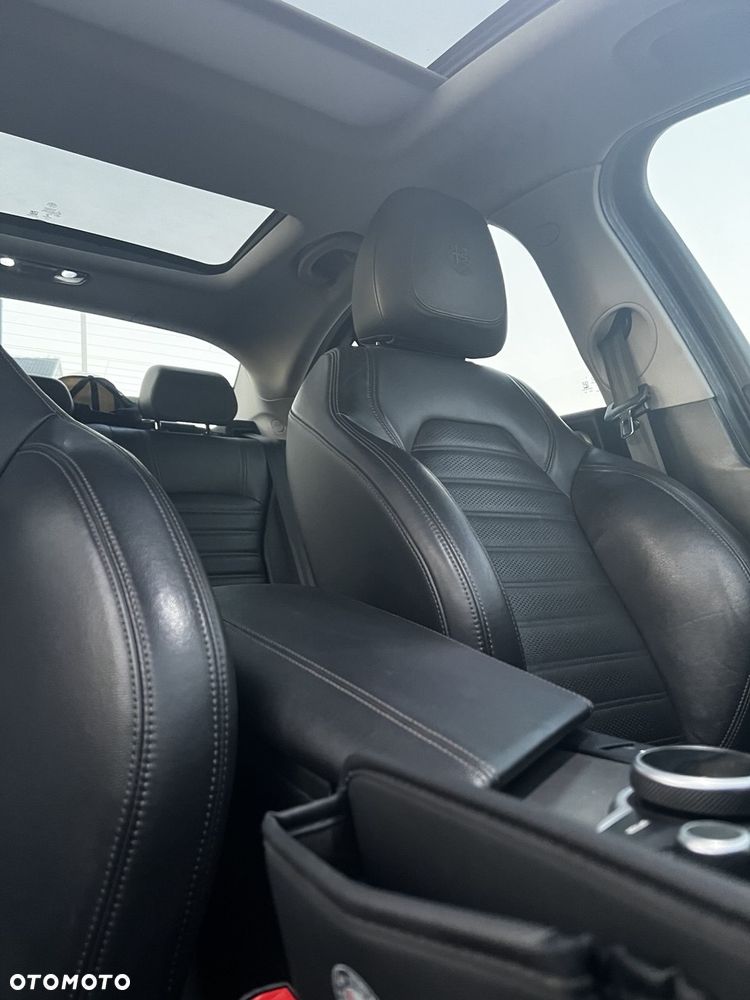 Alfa Romeo Giulia 2.0 Turbo 16V AT8-Q4 Veloce Ti - 16