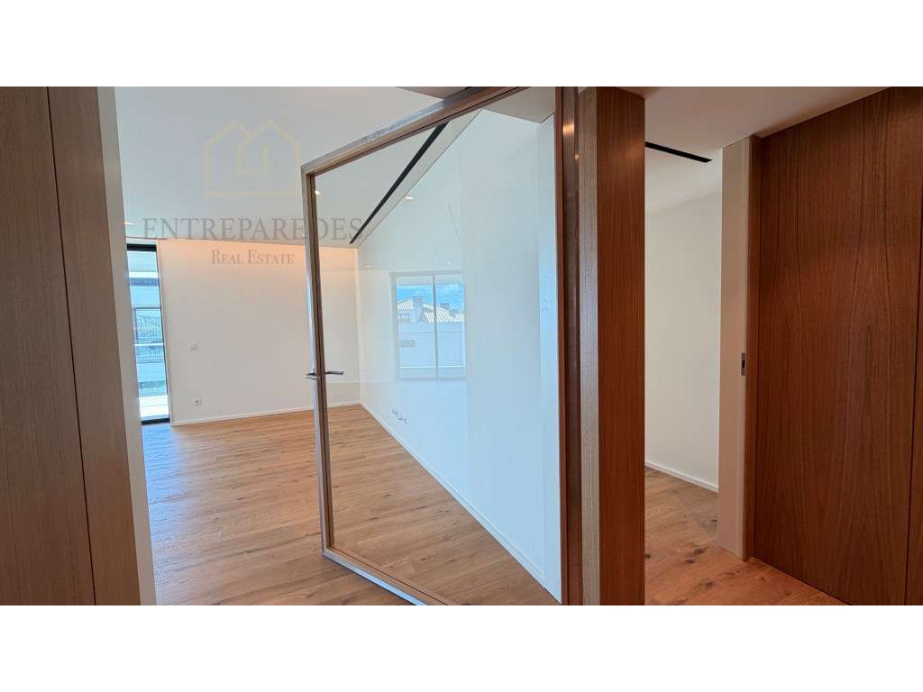 Apartamento T4 com piscina - para comprar na Praia de Canidelo - Vi... - Grande imagem: 3/36