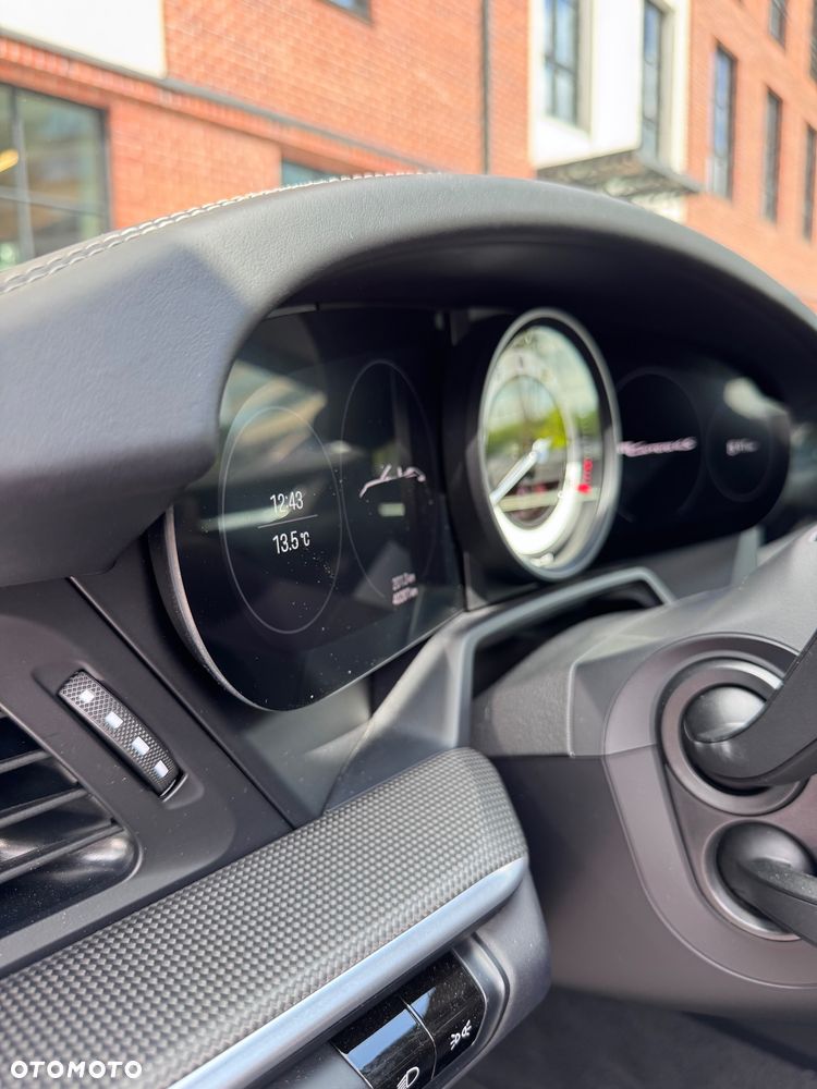 Porsche 911 Carrera 4S Cabrio - 16