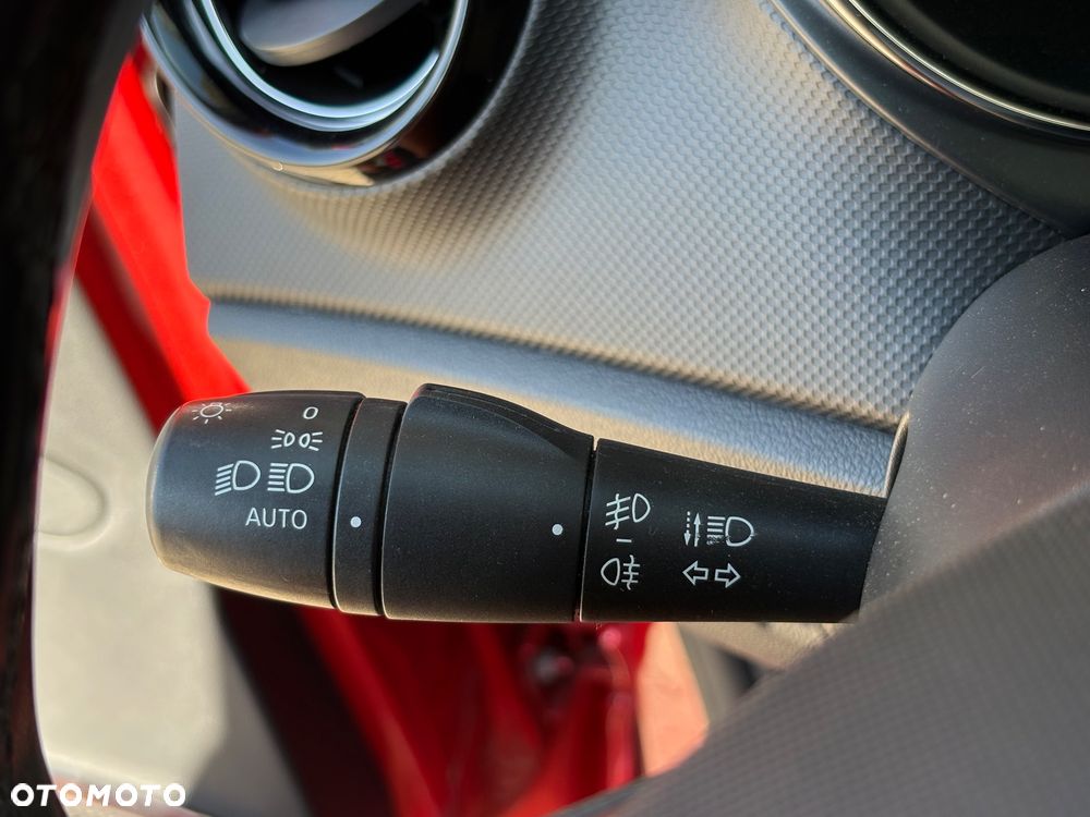 Renault Captur ENERGY TCe 120 EDC LIMITED - 27