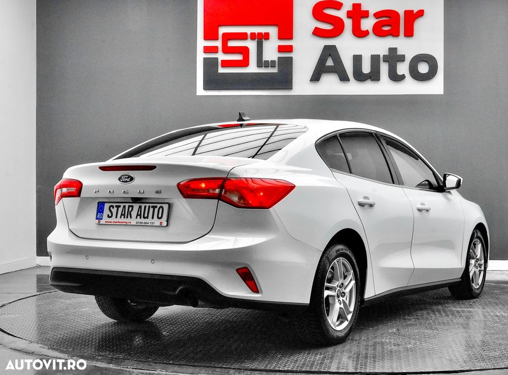 Ford Focus 1.0 EcoBoost Titanium Business - 6