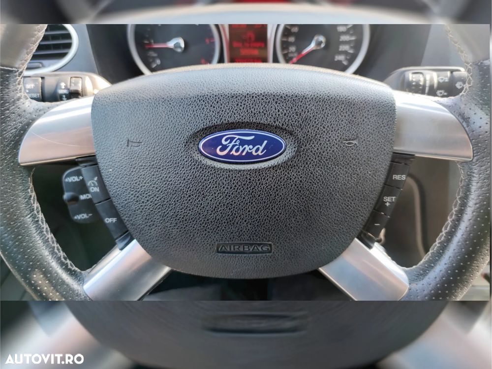 Ford Focus 1.8 TDCi Titanium - 30