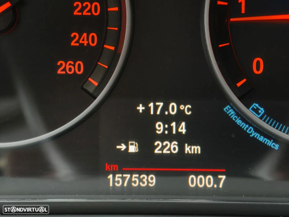 BMW 525 d Pack M Auto - 41