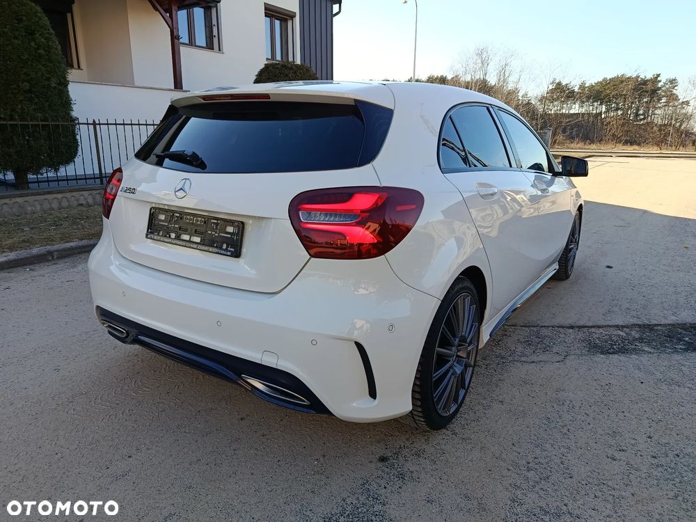 Mercedes-Benz Klasa A 250 Motorsport Edition - 39