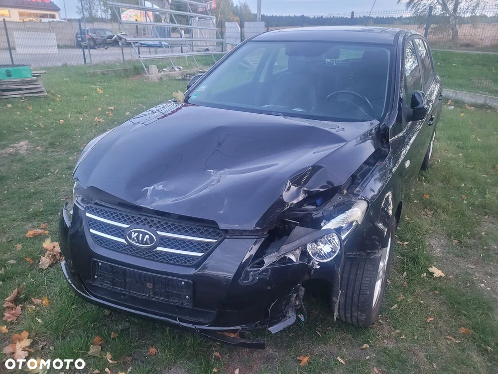 Kia Ceed 1.6 Comfort - 6